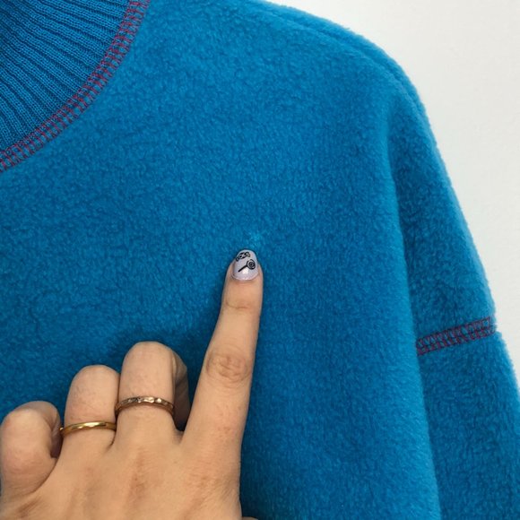 Disney World Vintage Minnie Mouse Embroider Fleece Turtleneck Pullover, Small - Picture 6 of 13